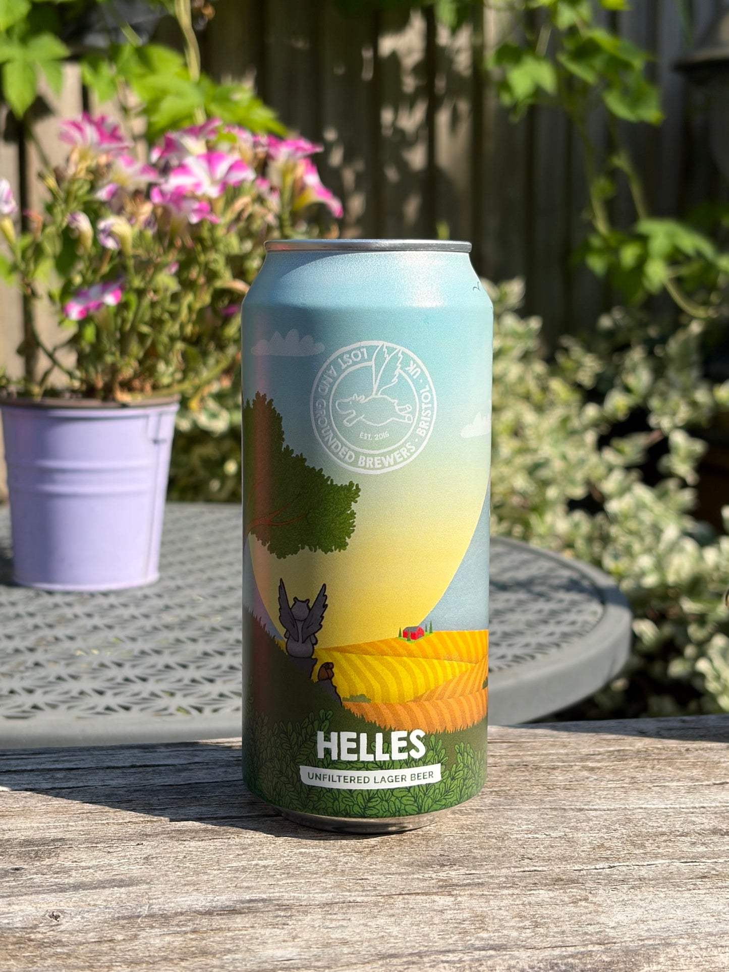 Lost and Grounded Helles